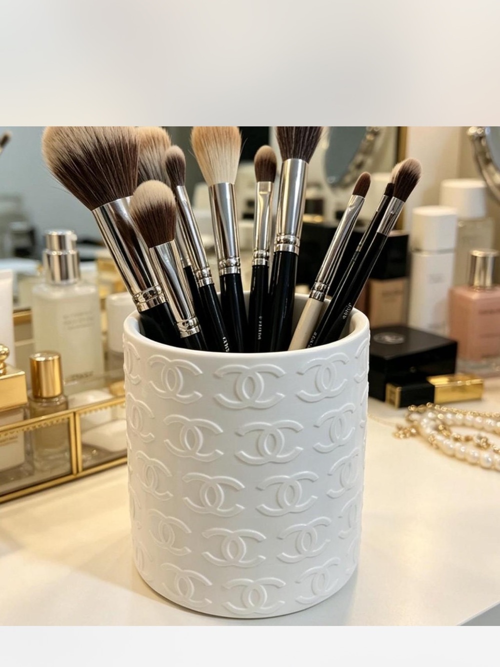 CHANEL White Embossed Logo Makeup Brush Holder